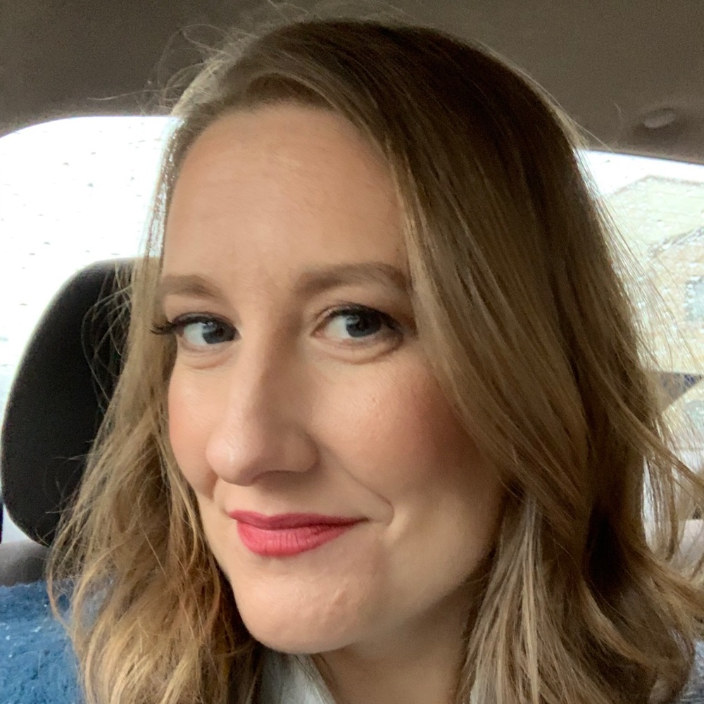Meet your Posher, Christine